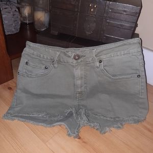 Bullhead Women's Junior Army Green Shorts